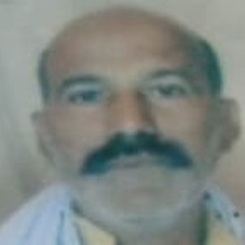 भैंस चरा रहे किसान पर गिरी आकाशीय बिजली, मौत:संतकबीरनगर में खेत में मौके पर दम तोड़ा, पुलिस ने शव कब्जे में लिया