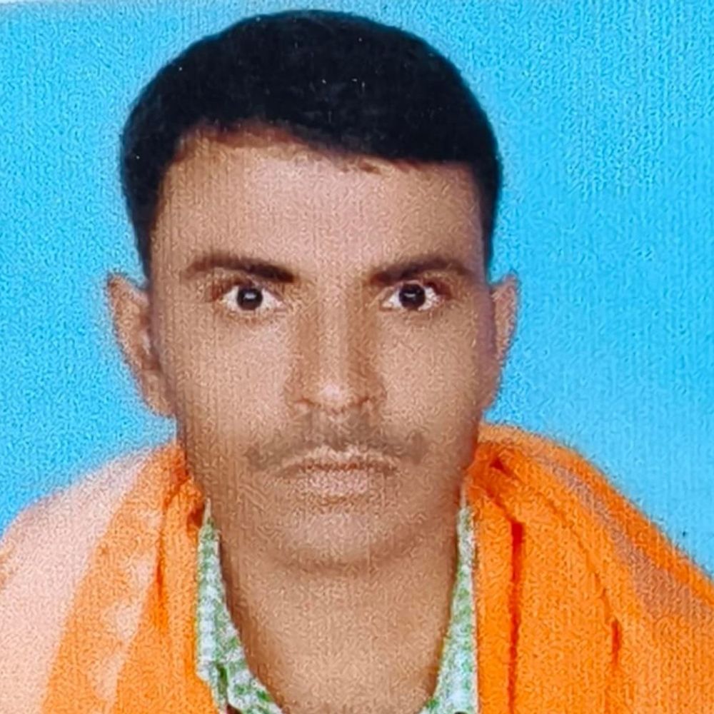 युवक के सिर में 2 गोली मारकर हत्या:कटिहार में घर के मचान पर सोने के दौरान बदमाशों ने किया फायरिंग