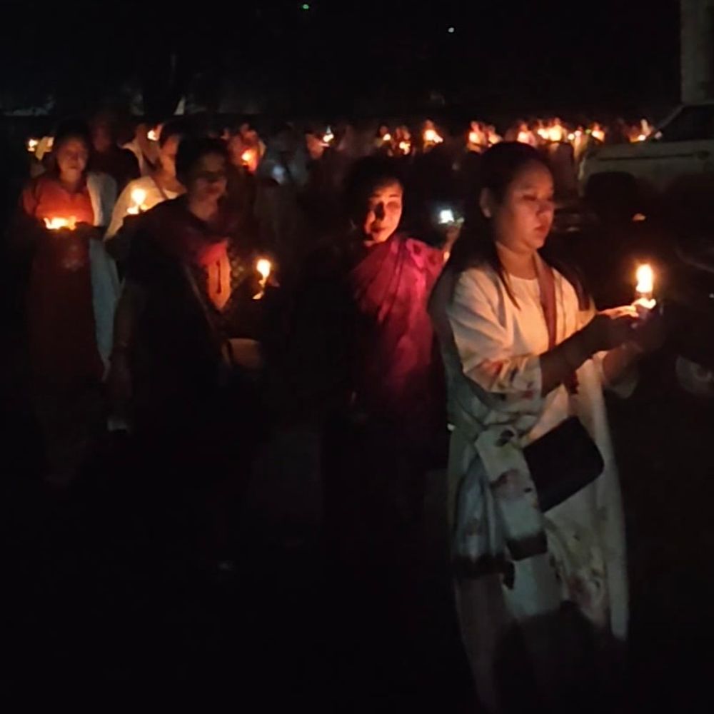 नेपाली समाज ने आपदा पीड़ितों के लिए जुटाए 3 लाख:रांझी में कैंडल मार्च निकालकर दी श्रद्धांजलि, राहत राशि नेपाल भेजी जाएगी