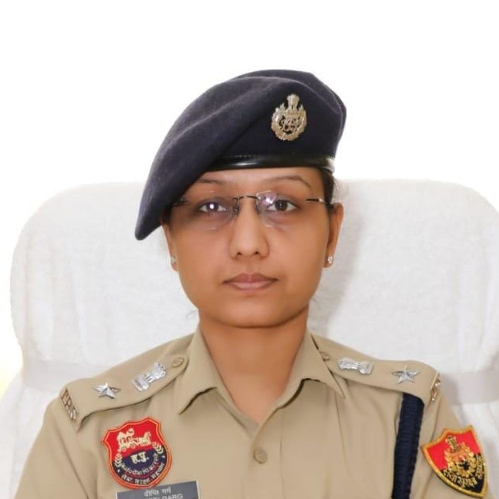 पलवल पुलिस ने 13 भगोड़े और 45 बेल जम्पर पकड़े:चलाया गया अभियान, 58 वांछित आरोपी गिरफ्तार, एसपी बोलीं- फरार अपराधी जल्द होंगे जेल में