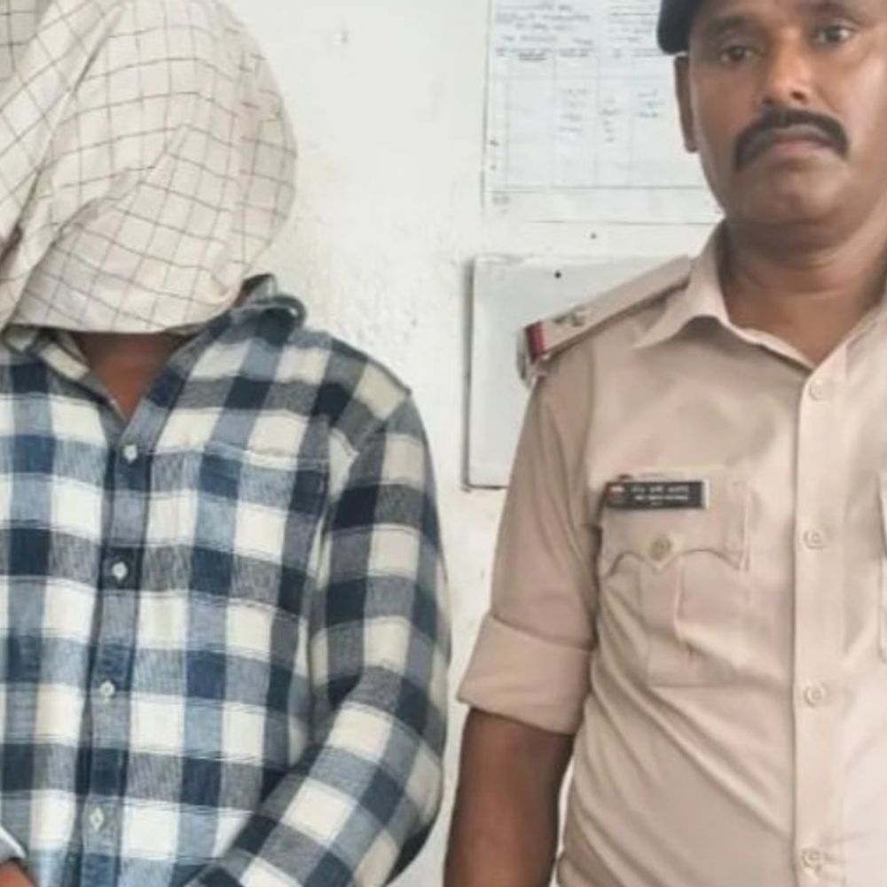 दरभंगा- साइबर ठगी के मामले में एक गिरफ्तार:क्रिप्टो निवेश-नौकरी-वर्क फ्रॉम होम का झांसा देकर 86 लाख ठगे; 2 बैंक खातों में लेन-देन