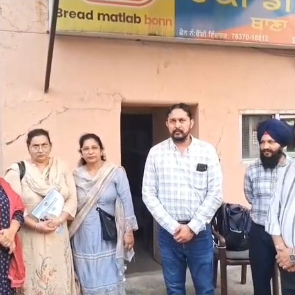 वेरका GM को घेरकर पीटने के केस में खुलासा:दूध की गाड़ी हटाने की रंजिश में रची साजिश का खुलासा,2 आरोपी गिरफ्तार; 3 की तलाश जारी