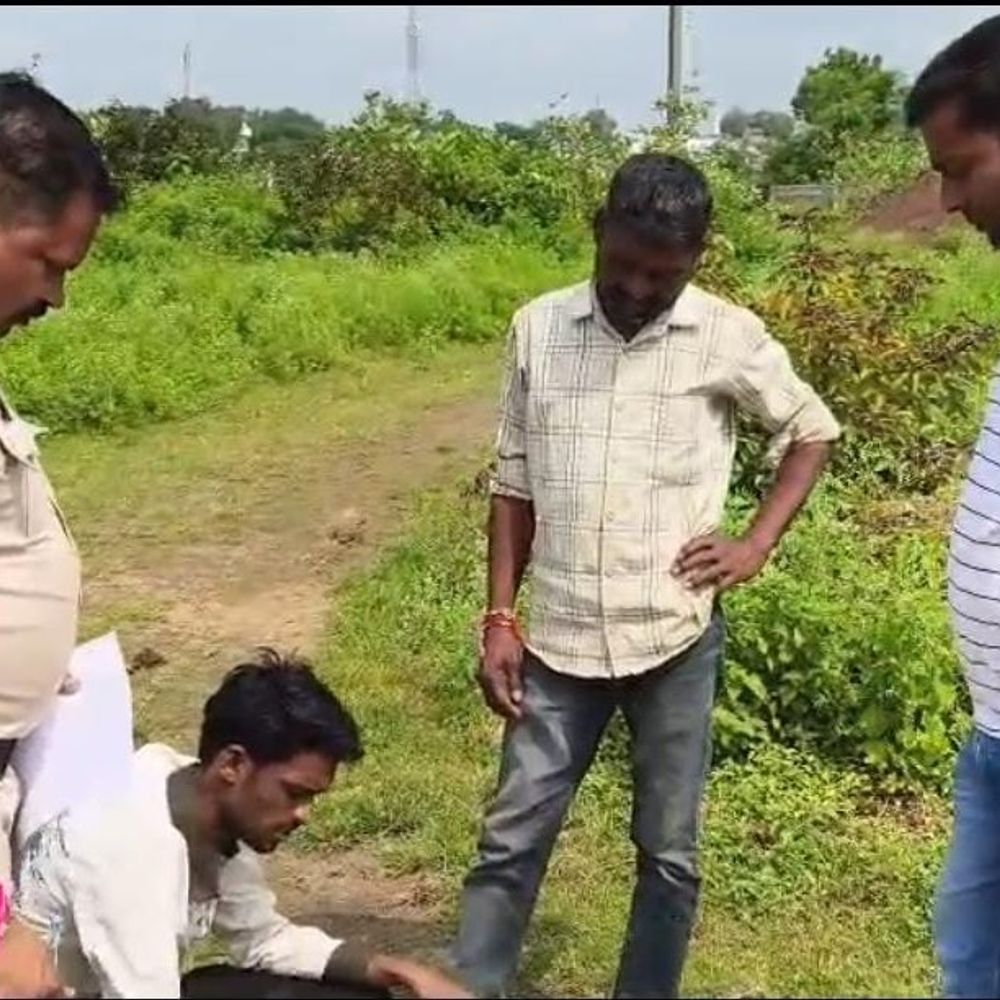 गांव-ढाबों पर दबिश, 33 लीटर अवैध शराब मिली:दो महिला समेत चार को थाने से जमानत; एसपी बोले- नहीं बिकने देंगे अवैध शराब