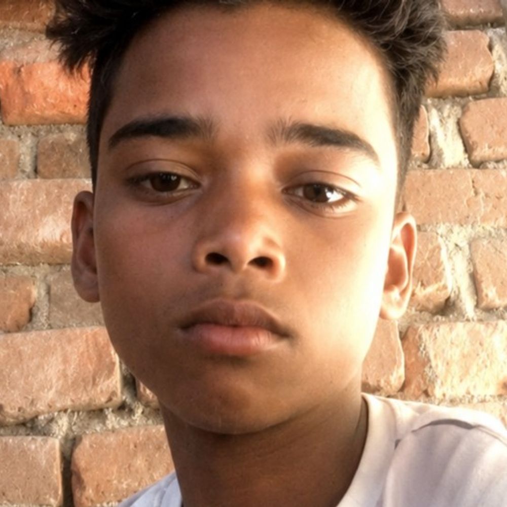 भोजपुर में जहरीले सांप के डंसने से छात्र की मौत:दोस्तों के साथ कंचा खेल रहा था, झाड़ी से निकलकर सांप ने डंसा; झाड़फूंक में गई जान