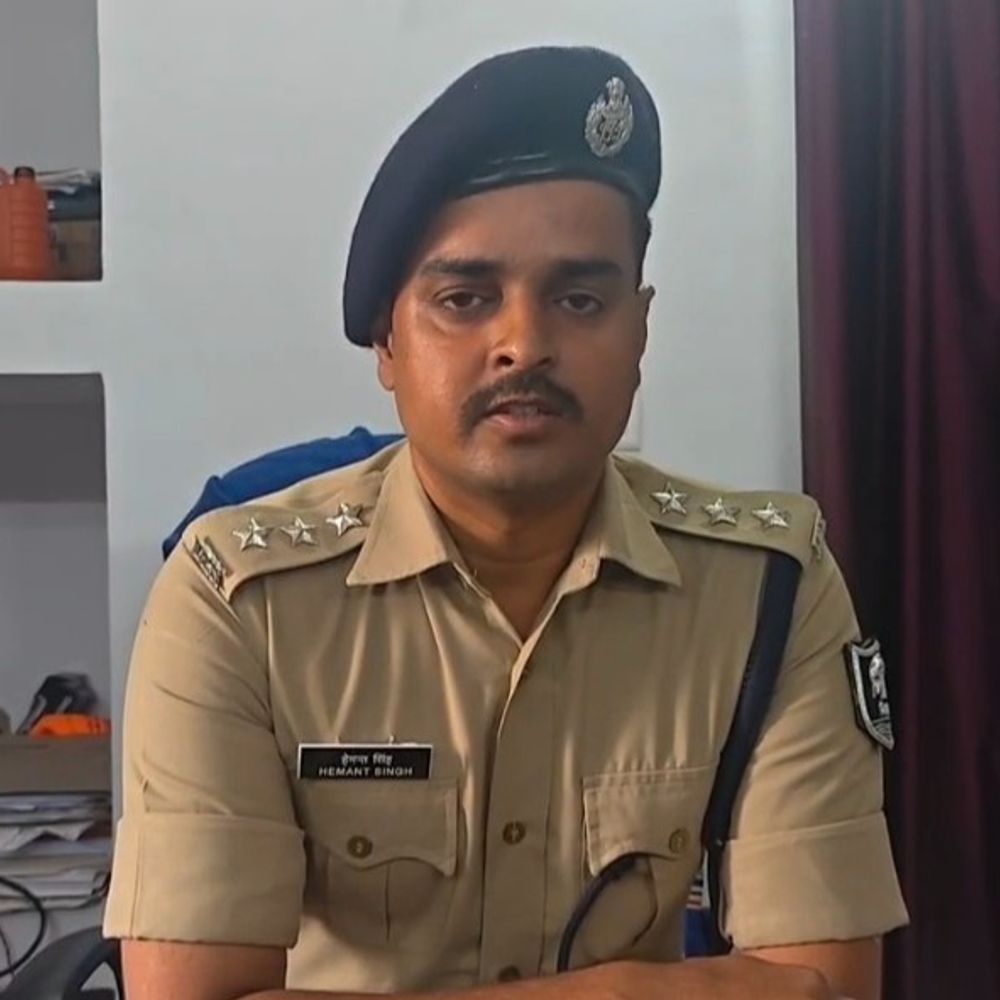 अपहृत दो बच्चियां 2 दिन बाद हुईं बरामद:मां के साथ भागलपुर स्टेशन पर रुकी थी, पुलिस ने आरोपी महिला को किया गिरफ्तार
