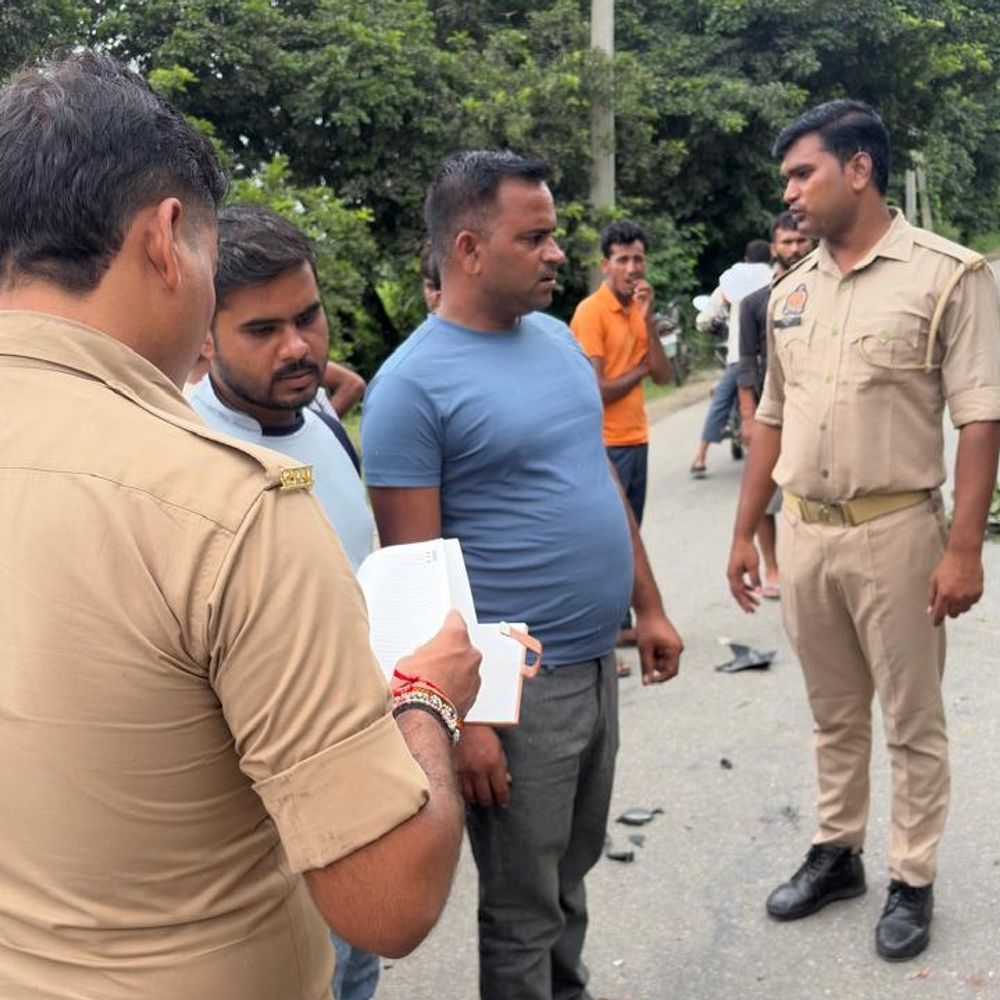 बाइक की बैलगाड़ी से टक्कर, 108 एंबुलेंस चालक की मौत:हादसे में बैल ने भी तोड़ा दम, बैलगाड़ी चालक घायल