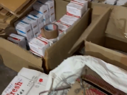 लखनऊ में एजाज से पूछताछ के बाद नागल में छापा:तहखाने से पैकिंग मशीन, 32.5 किलो दवा स्ट्रिप्स और बड़ी मात्रा में प्रिंटेड कार्टन बरामद; नकली दवा का नेटवर्क
