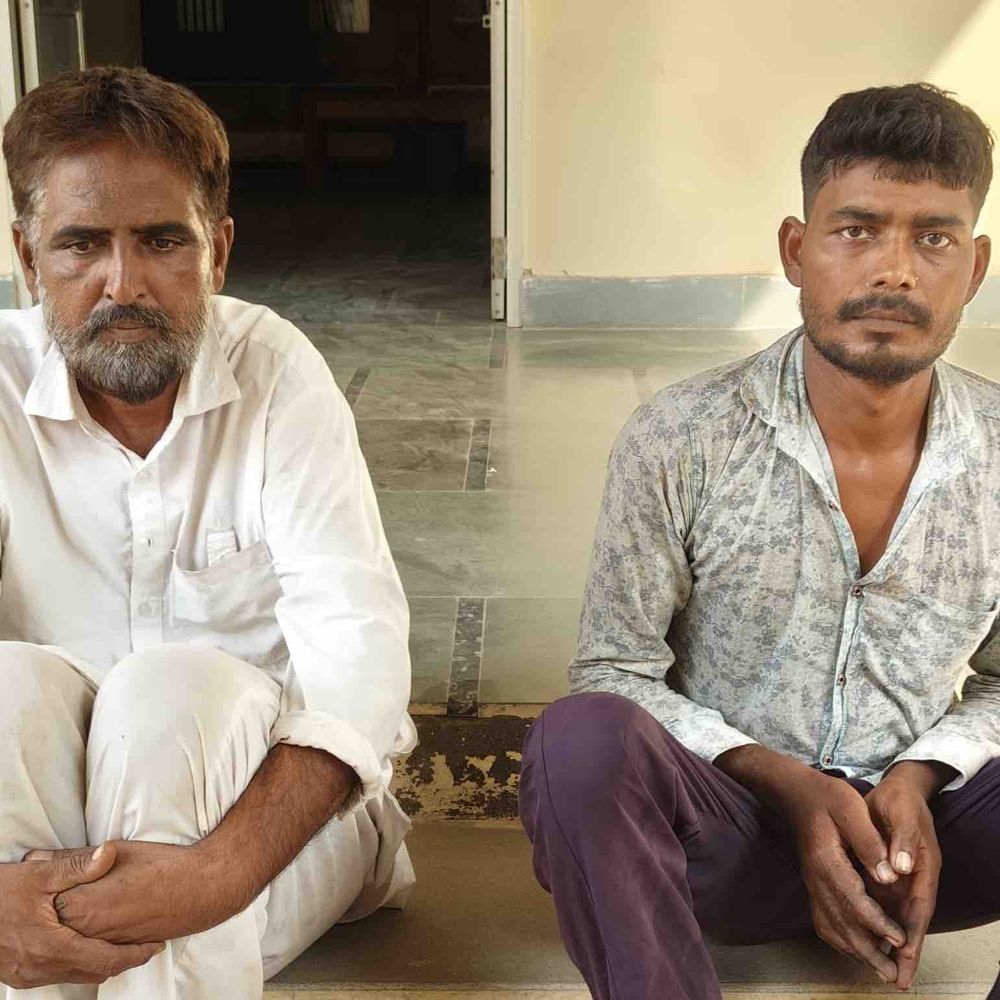 टिब्बी में युवती के घर में चोरी का खुलासा:2 आरोपी गिरफ्तार, सोने-चांदी के गहने और गैस सिलेंडर बरामद