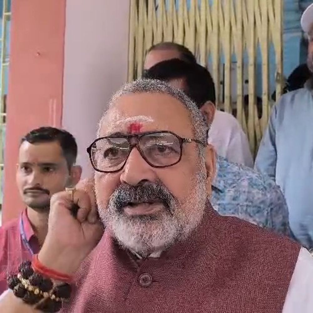 केंद्रीय मंत्री गिरिराज सिंह को जान से मारने की धमकी:लेटर में लिखा- हार्डकोर आतंकी करेंगे हत्या, बेगूसराय में FIR हुई दर्ज