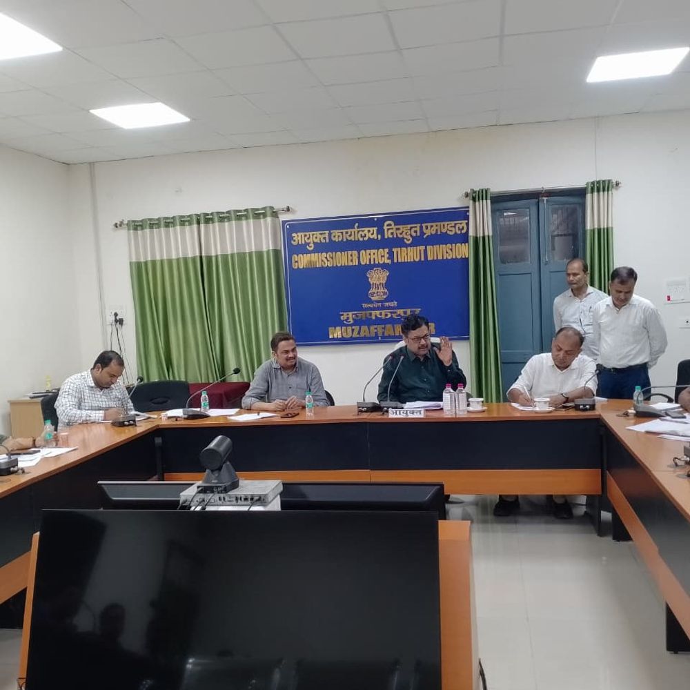 मुजफ्फरपुर में 28 सितंबर से लाइसेंसी हथियारों का सत्यापन:MLC चुनाव को लेकर अलर्ट मोड में प्रशासन; शहरी-ग्रामीण क्षेत्रों में दंडाधिकारी तैनात