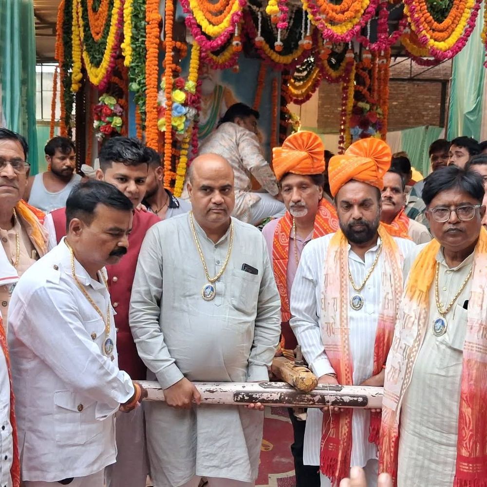 कासगंज में भामाशाह जयंती पर निकली शोभायात्रा:दो दर्जन से ज्यादा झांकियां शामिल, जगह-जगह स्वागत; भाजपा जिला प्रभारी ने किया शुभारंभ