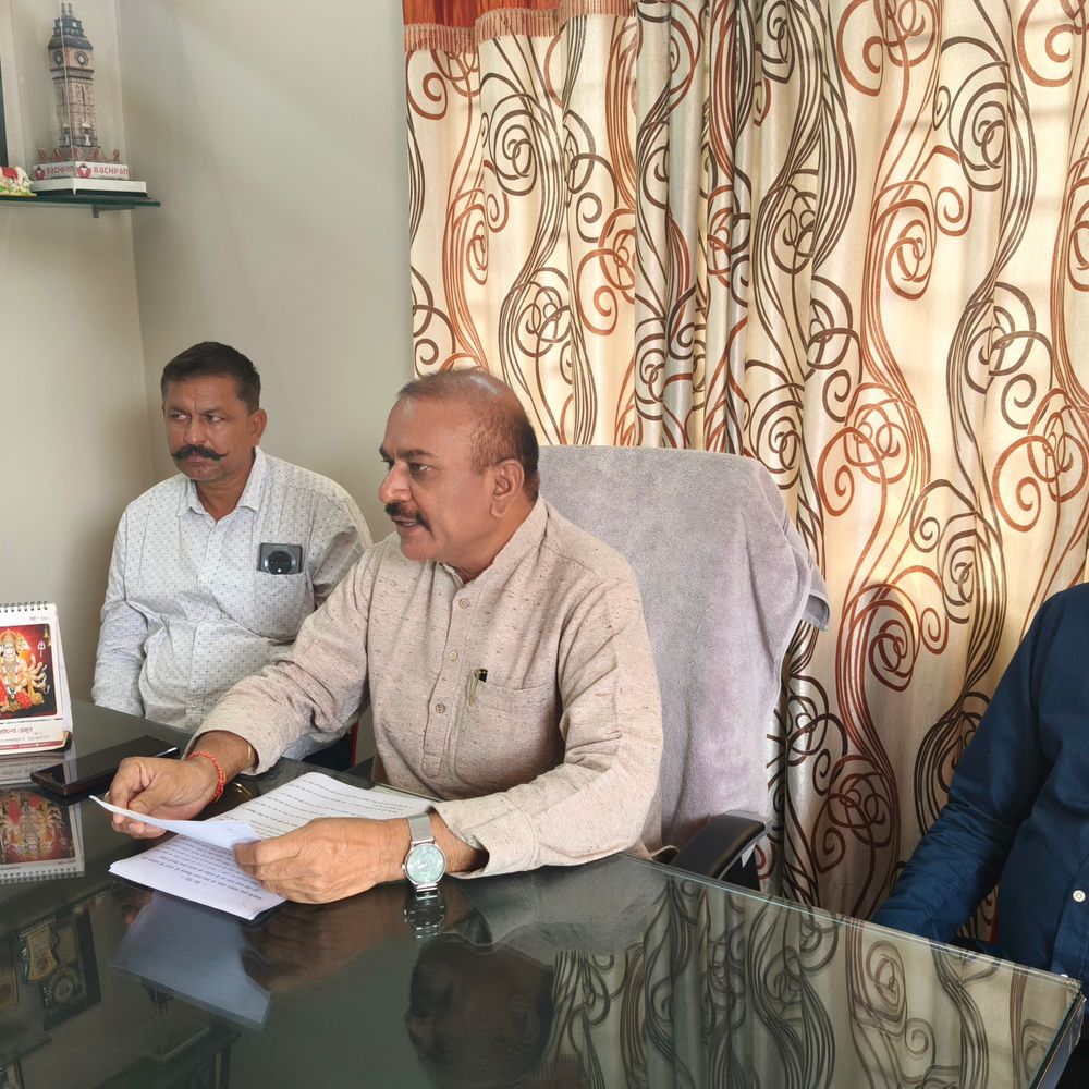 हरदा में सड़कों की बदहाली पर कांग्रेस की पदयात्रा:पोखरनी-हरदा सड़क की मरम्मत का मुद्दा उठाएंगे विधायक, पूर्व मंत्री के भूमि पूजन पर उठाए सवाल