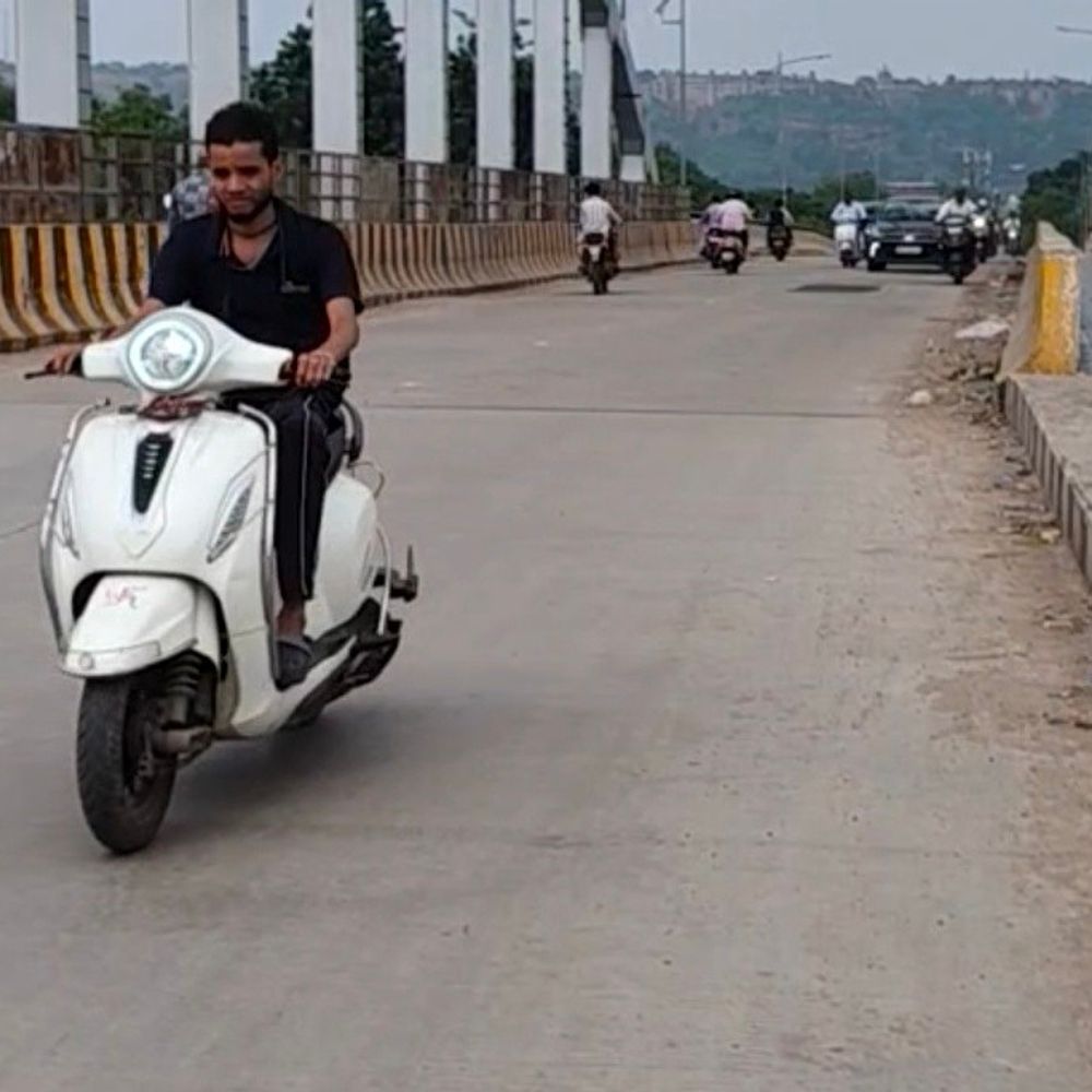 ग्वालियर में बदला मौसम, उमस से लोग परेशान:न्यूनतम तापमान 25.6 डिग्री दर्ज, सुबह हवा में नमी 86% पहुंची; डॉक्टरों ने दी सतर्क रहने की सलाह