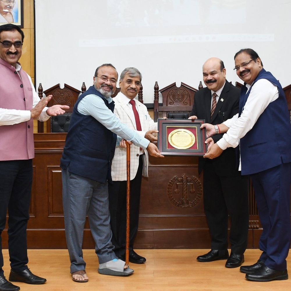 एमिटी विश्वविद्यालय में सेमिनार:अंतरराष्ट्रीय मध्यस्थता में हिंदी की भूमिका: अवसर एवं चुनौतियां’ पर रखे विचार