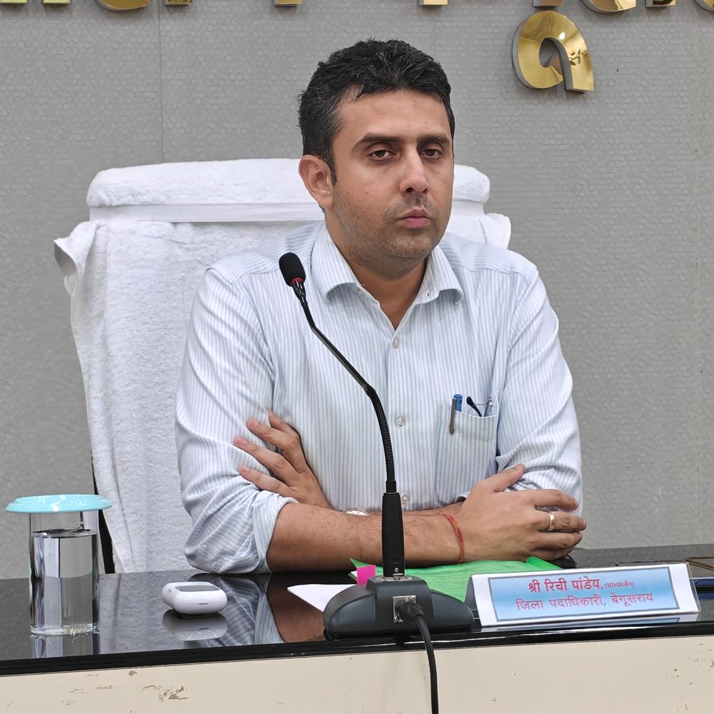 बेगूसराय में गंगा का जलस्तर 9 सेंटीमीटर घटा:8 प्रखंडों के 189 गांव अब भी बाढ़ प्रभावित; 3.80 लाख लोग प्रभावित