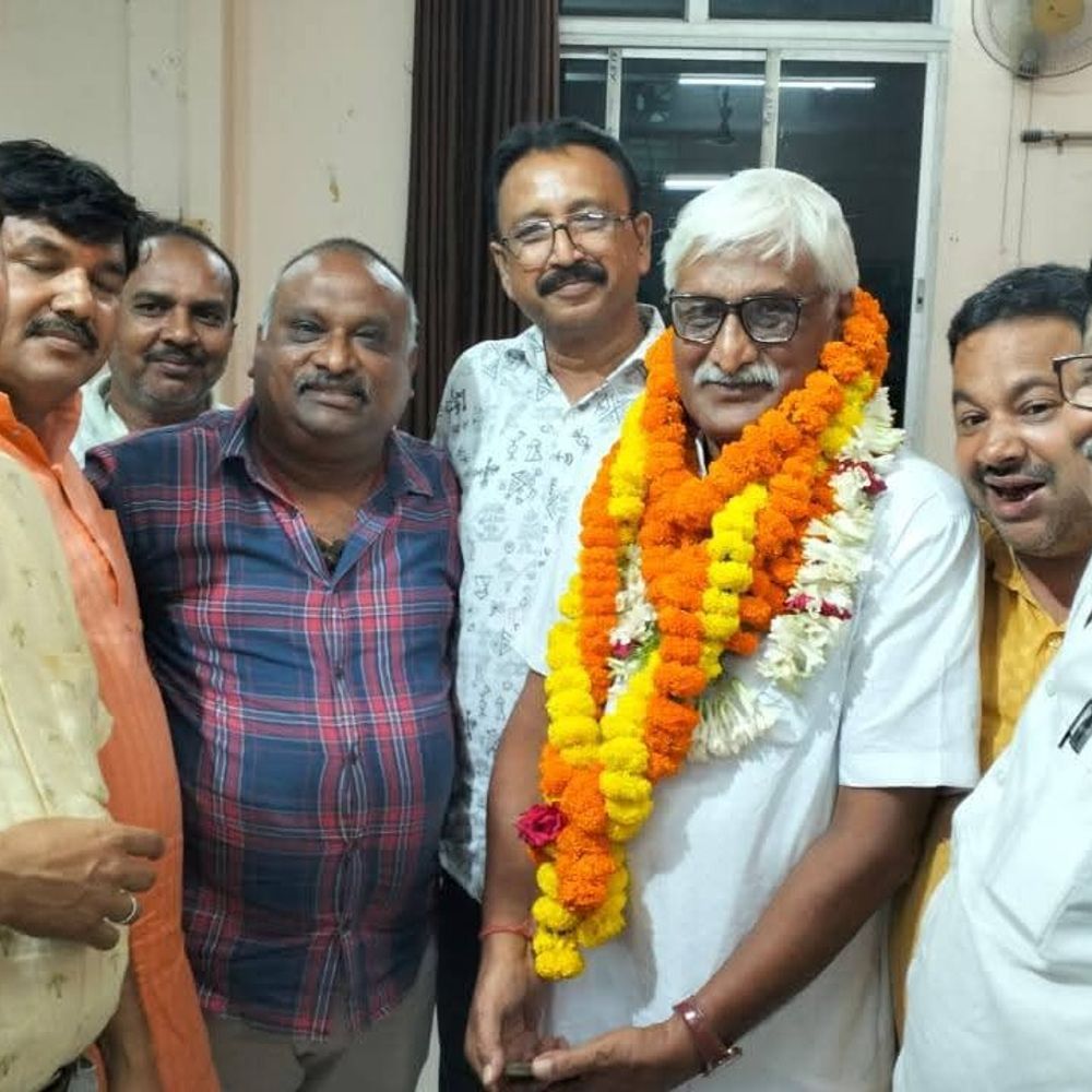 बिमल सिंह बैगानी 11वीं बार बने अध्यक्ष:कटिहार चैंबर चुनाव में 162 वोटों से जीते, बिट्टू घोष समेत कई ने दी बधाई