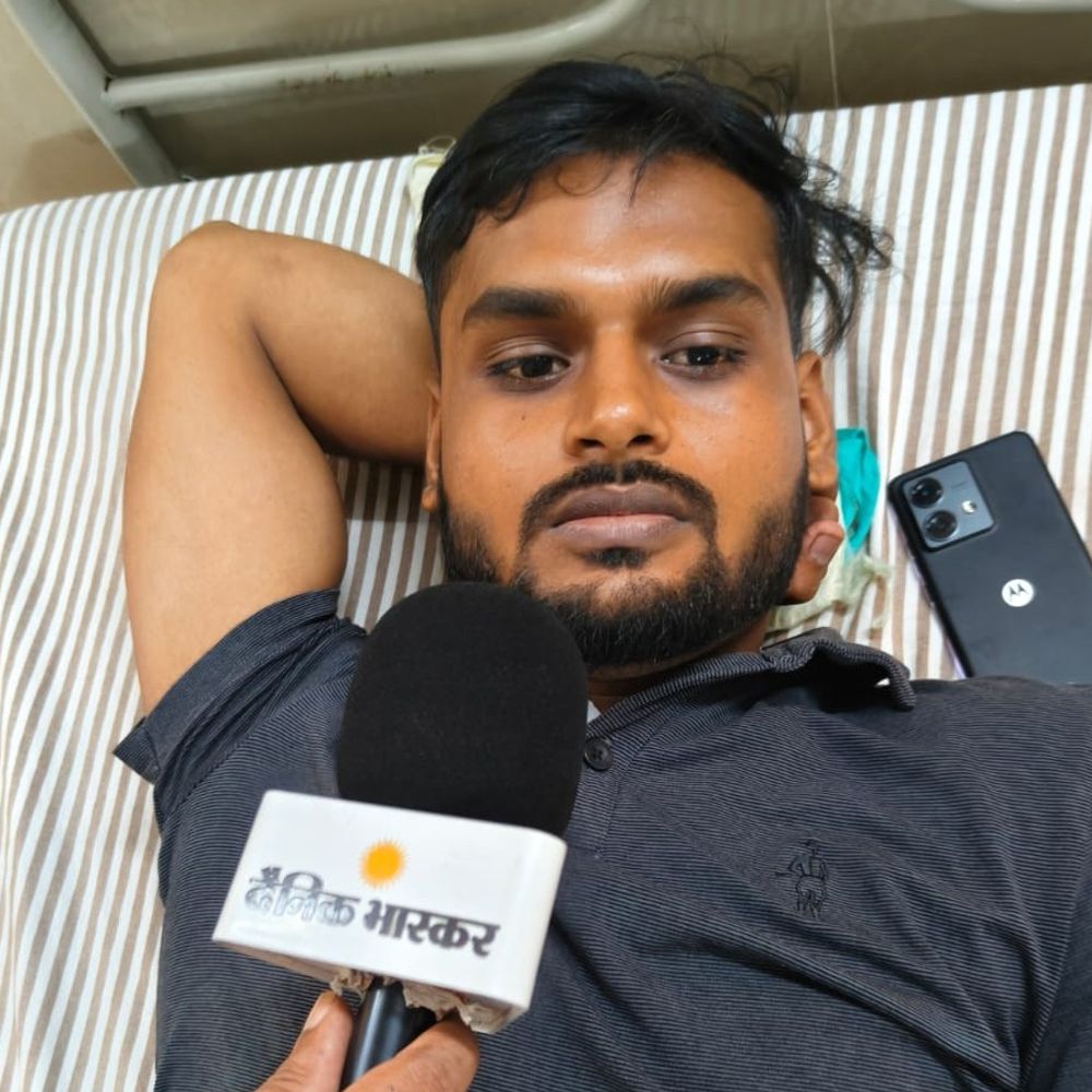 पूर्व चेयरमैन और अधिवक्ता बेटे पर चाकू से हमला:चार सगे भाइयों समेत 10 पर केस दर्ज, 3 आरोपी गिरफ्तार