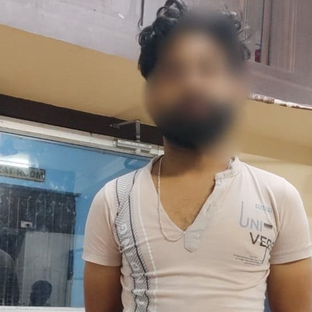 आधार कार्ड बनाने वाले गिरोह का मुख्य आरोपी अरेस्ट:AnyDesk से बेचता था सॉफ्टवेयर, SIT ने पश्चिम बंगाल से दबोचा; IT एक्ट में FIR