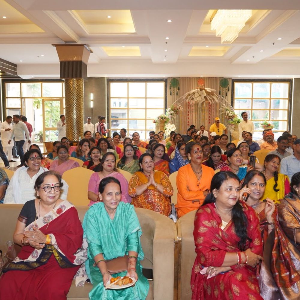 श्रीराम कथा कलश यात्रा पर हेलीकॉप्टर से होगी पुष्प वर्षा:जौनपुर में 10 हजार रामभक्त होंगे शामिल, 21 अक्टूबर से शुरू होगी कथा