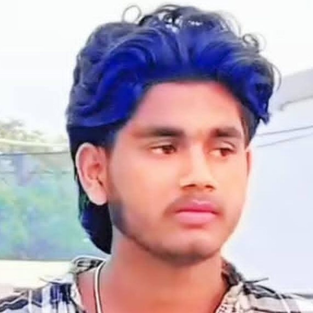 बिहार पुलिस की तैयारी कर रहे युवक की मौत:दौड़ने के दौरान ट्रैक्टर की चपेट में आया, दोनों पैरों पर चढ़ गया चक्का