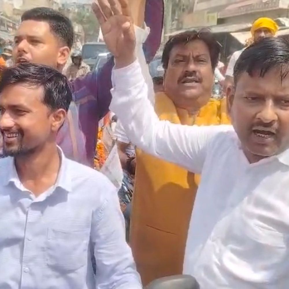 ‘सेवा संकल्प यात्रा’ का रायबरेली में स्वागत:वड़नगर से शुरू हुई यात्रा वाराणसी में होगी खत्म, भाजपा कार्यकर्ताओं ने किया अभिनंदन