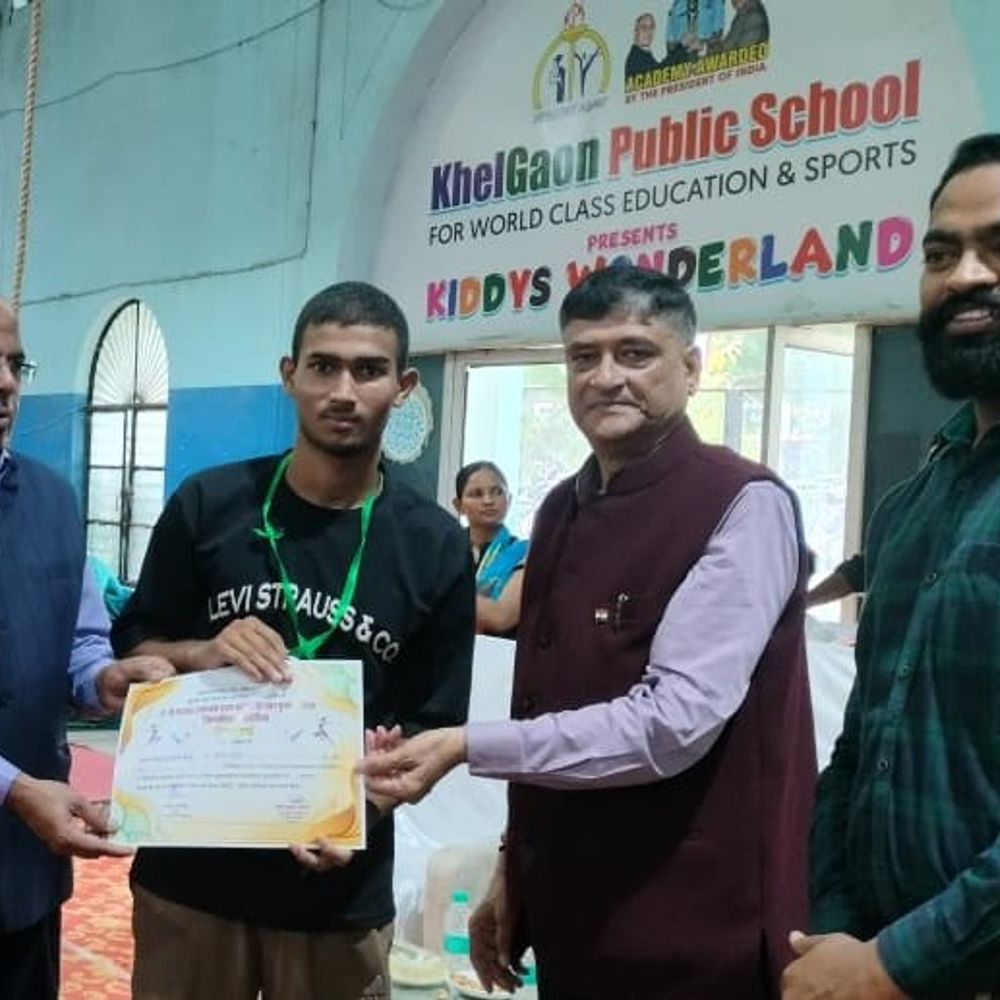 प्रयागराज में राज्य स्तरीय जिमनास्टिक प्रतियोगिता का समापन:प्रयागराज के आयुष और आगरा की अंजली ने जीते स्वर्ण पदक