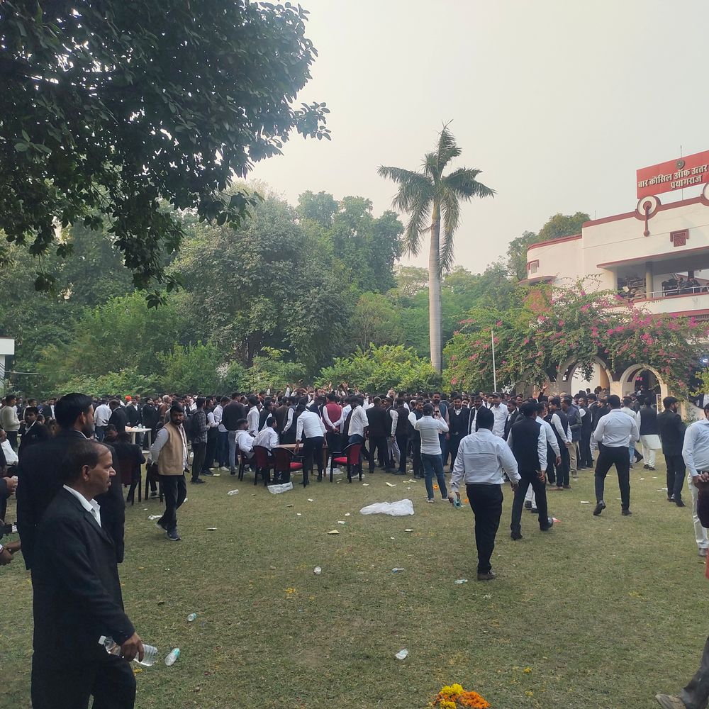 फर्जी डिग्री वाले वकील की FIR रद्द करने की याचिका:105 फर्जी डिग्री वाले वकीलों पर कार्रवाई जारी रहेगी