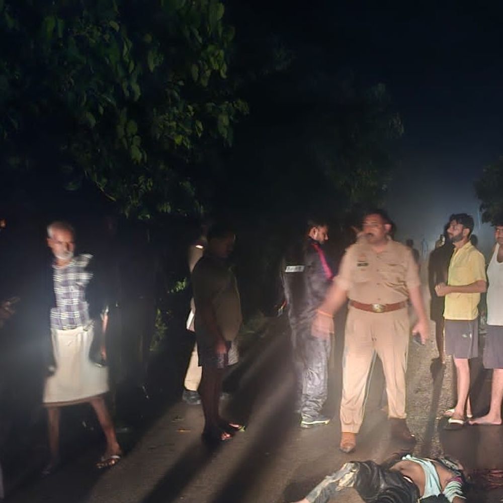 अयोध्या में अज्ञात वाहन ने बाइक सवारों को रौंदा:2 की मौत-एक घायल; हादसे के बाद चालक फरार- पुलिस CCTV खंगाल रही