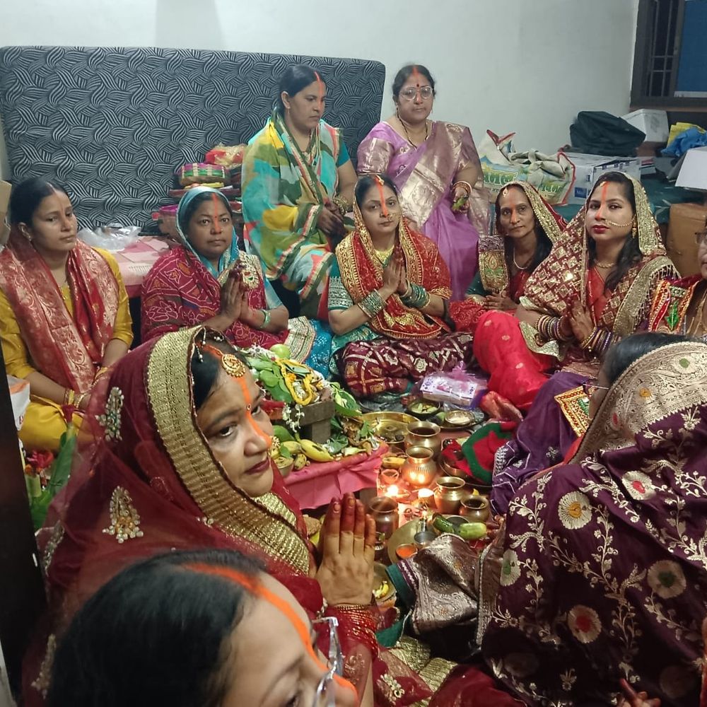गयाजी में सुहागिनों ने रखा हरितालिका तीज व्रत:पति की लंबी उम्र के लिए की शिव-पार्वती की पूजा, मेहंदी-सोलह शृंगार से सजीं महिलाएं
