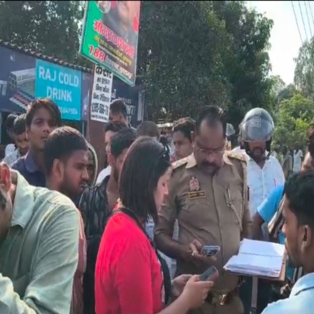 सुल्तानपुर में हाइवे पर ट्रक ने मरीज को रौंदा, मौत:50 मीटर तक घसीटा, लखनऊ से इलाज कराकर लौटते समय हुआ हादसा