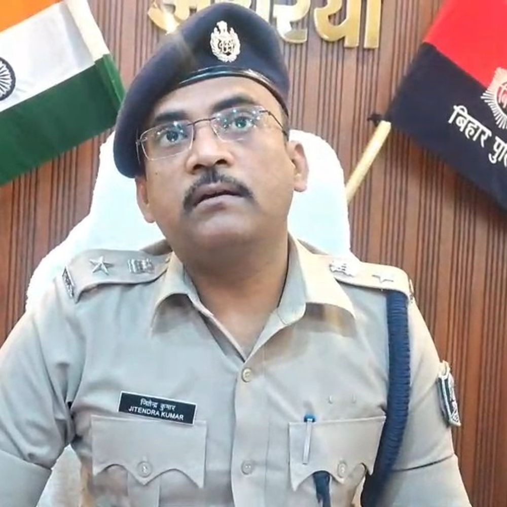 अररिया पुलिस ने अगस्त में 834 आरोपियों को पकड़ा:852 किलो गांजा और 2.5 किलो स्मैक जब्त,बेहतर काम करने वाले 9 अधिकारी पुरस्कृत