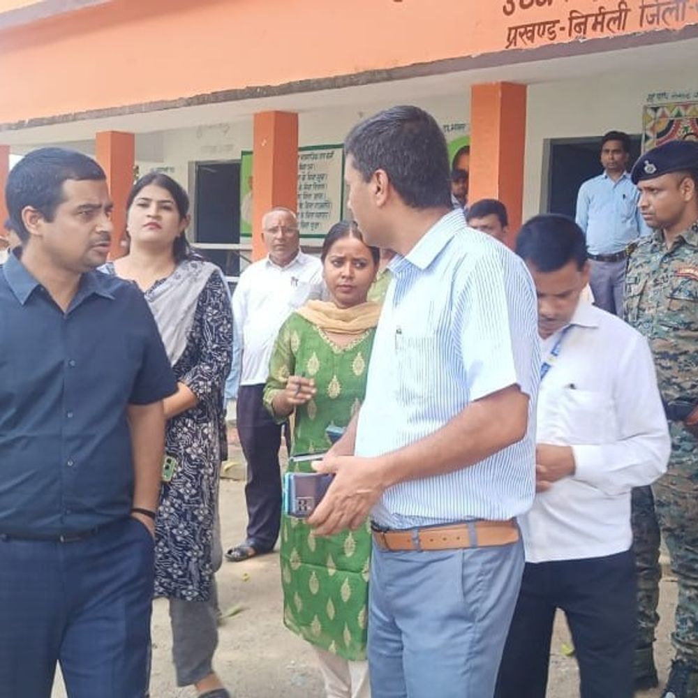 उच्च विद्यालय निर्मली के भूमि विवाद की होगी जांच:सुपौल DM ने निरीक्षण कर शिक्षकों का लेसन प्लान देखा, सीओ को जल्द रिपोर्ट देने का निर्देश