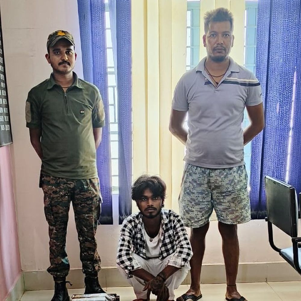 कटिहार में टोटो से 52.710 लीटर विदेशी शराब बरामद:मद्य निषेध टीम ने एक आरोपी को पकड़ा, टोटो जब्त करके शुरू की गई कानूनी कार्रवाई