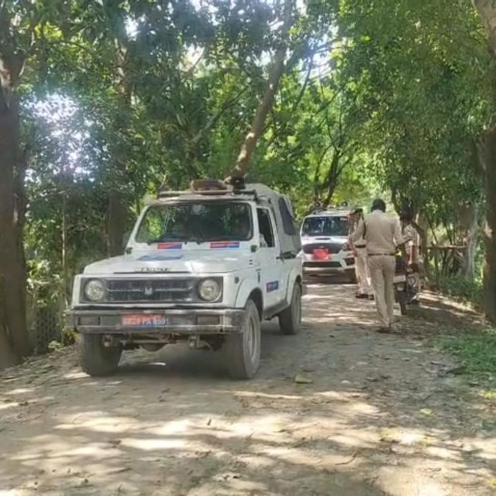 सीवान में ऑर्केस्ट्रा डांसर से दुष्कर्म का आरोप:5 दिन बाद भी चारों नामजद फरार, पीड़िता के आवेदन पर FIR; पांचवें दिन SP-SDPO पहुंचे घटनास्थल