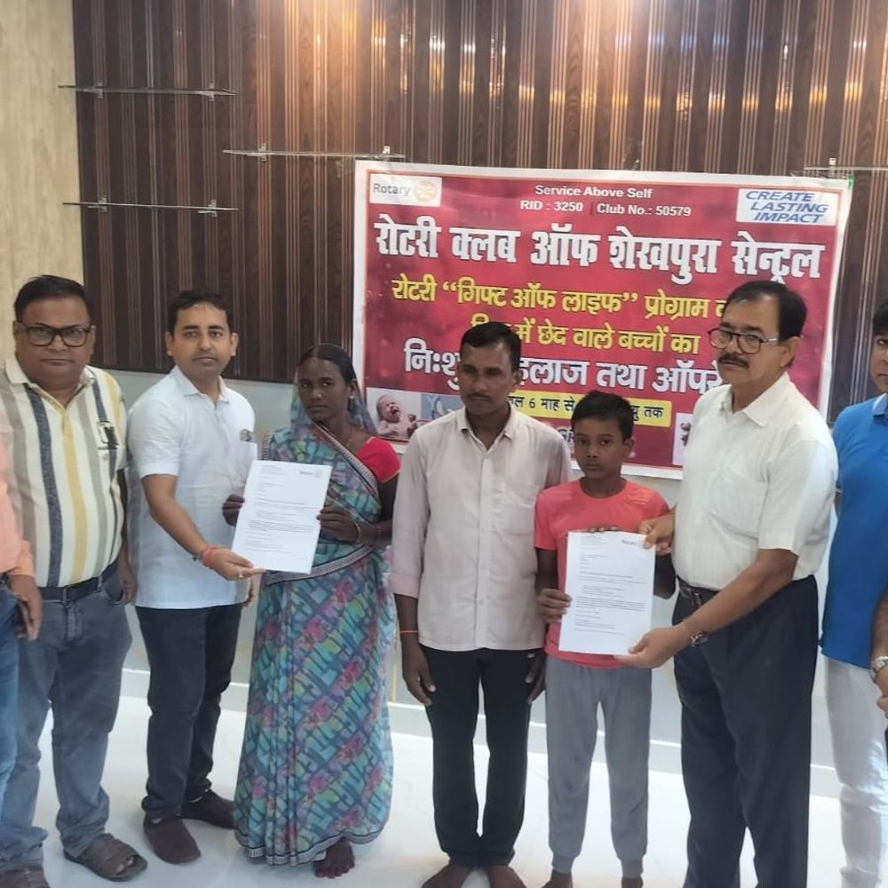 दिल में छेद वाले बच्चे का ऑपरेशन करने केरल भेजा:रोटरी क्लब शेखपुरा ने हरी झंडी दिखाकर किया रवाना, अब तक 30 बच्चों का हुआ इलाज