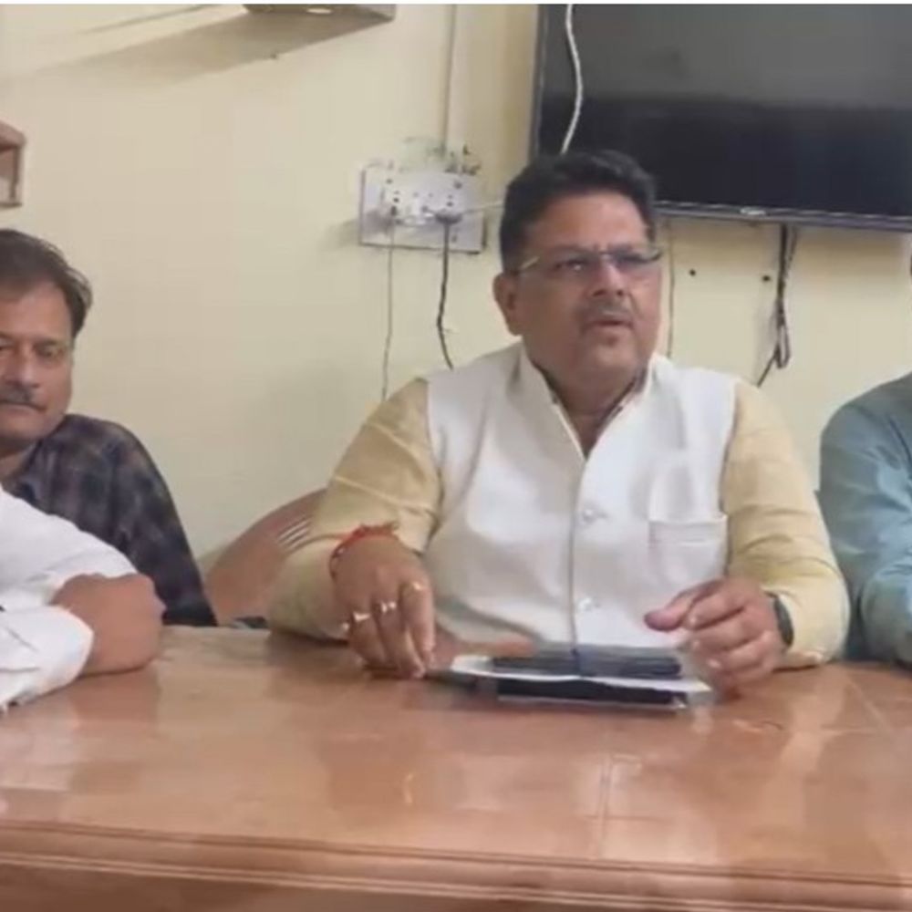 अब पदीय अधिकारी के तौर पर रजिस्ट्री कराएंगे पटवारी:स्वामित्व योजना में मुफ्त रजिस्ट्री का संशोधित सर्कुलर जारी; विवाद की स्थिति में नहीं कराएंगे रजिस्ट्री