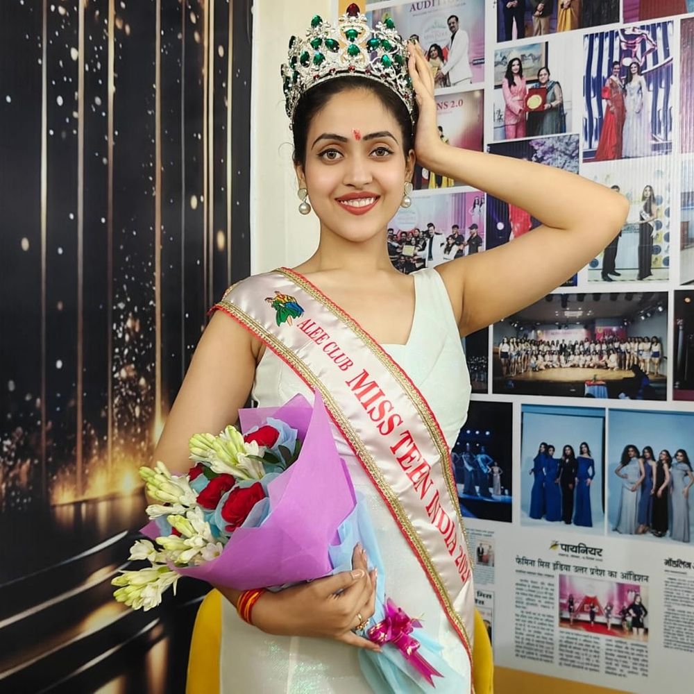 लखनऊ की प्रभाती ने जीता ताज:राष्ट्रीय मंच पर 12वीं छात्रा बनीं, मिस टीन इंडिया विजेता