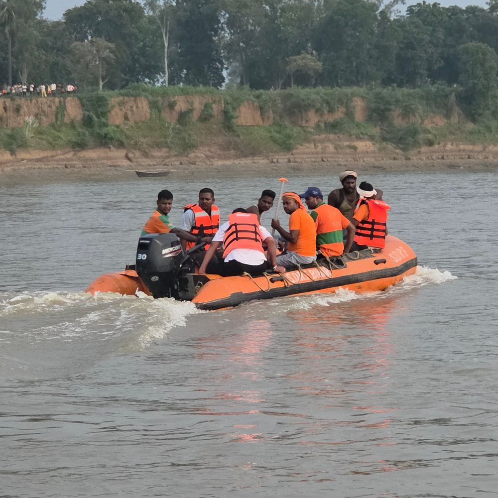 सोन नदी में डूबे मछुआरे का शव मिला:अरवल के मदन सिंह टोला गांव के पास हुई घटना, SDRF ने चलाया तालाशी अभियान