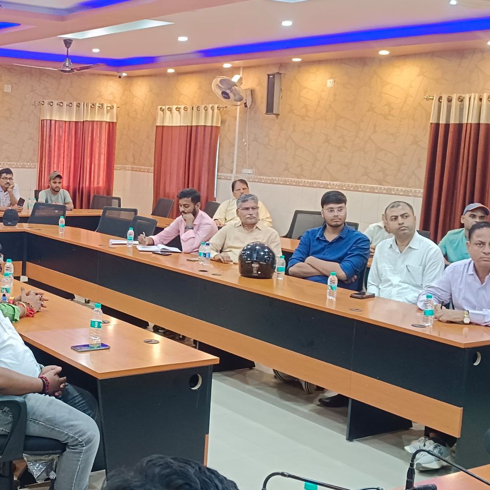 “होटल-विवाह भवन संचालक कचरा प्रबंधन पर जोर दें”:कटिहार नगर निगम की बैठक में दिया गया निर्देश, शहर को स्वच्छ रखने के लिए नियम के पालन पर जोर
