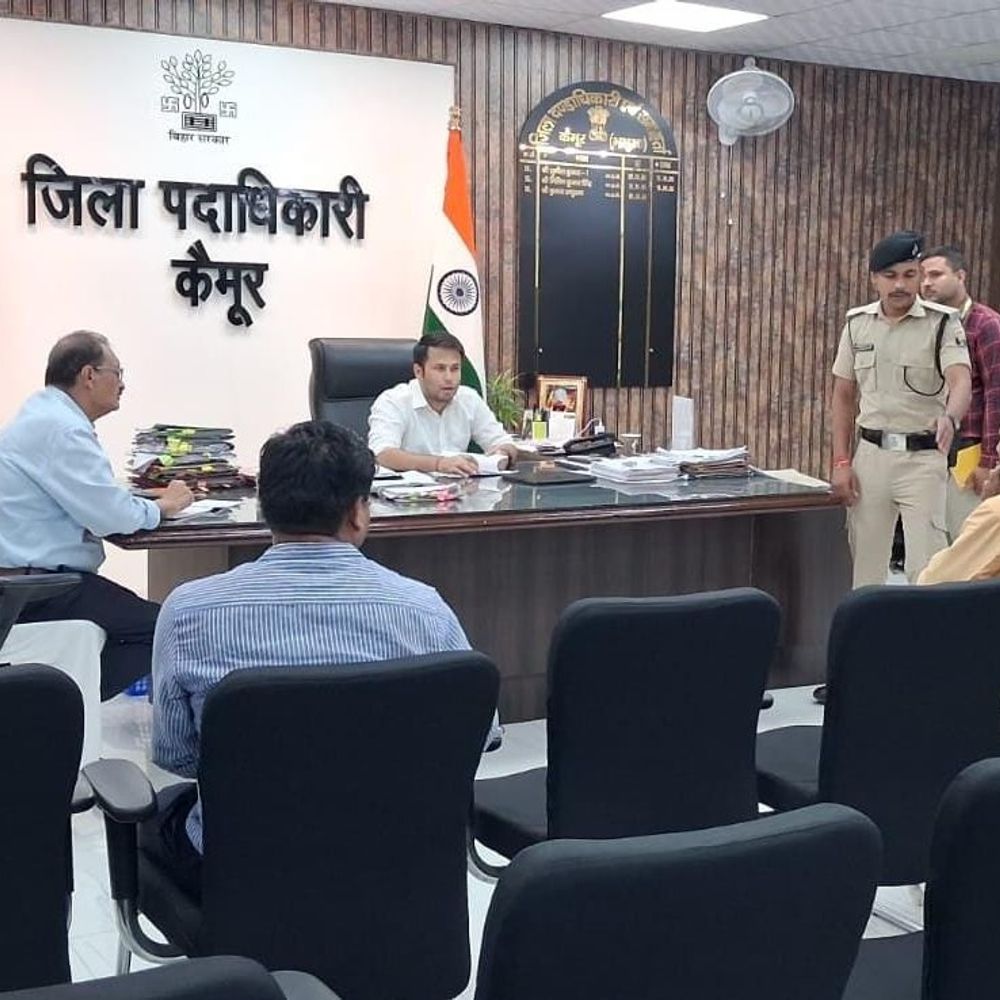 कैमूर में 5,976 पेंशनधारकों का जीवन प्रमाणीकरण बाकी:30 सितंबर आखिरी मौका, CSC- विकास मित्र से ले सकते हैं मदद