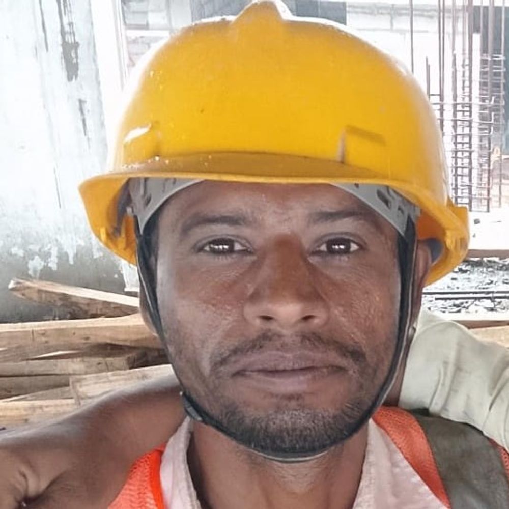 सोनभद्र के युवक की महाराष्ट्र में मौत:पांच मंजिला इमारत से गिरने से हुआ हादसा, तीन दिन बाद गांव पहुंचा शव