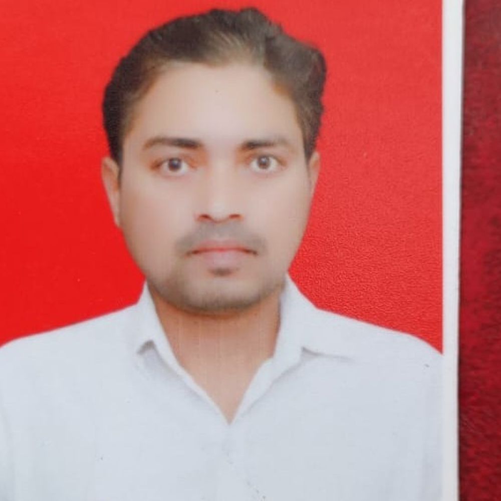 शराब की दुकान के पास युवक की पीट-पीटकर हत्या:मऊ में लाठी-डंडों से हमला; CCTV में मारपीट करते दिखे युवक, 2 नामजद समेत अज्ञात पर केस