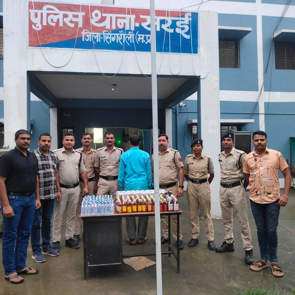 सरई में किराना दुकान पर पुलिस की दबिश:51 लीटर से ज्यादा अवैध शराब जब्त, 26 हजार की शराब के साथ आरोपी गिरफ्तार