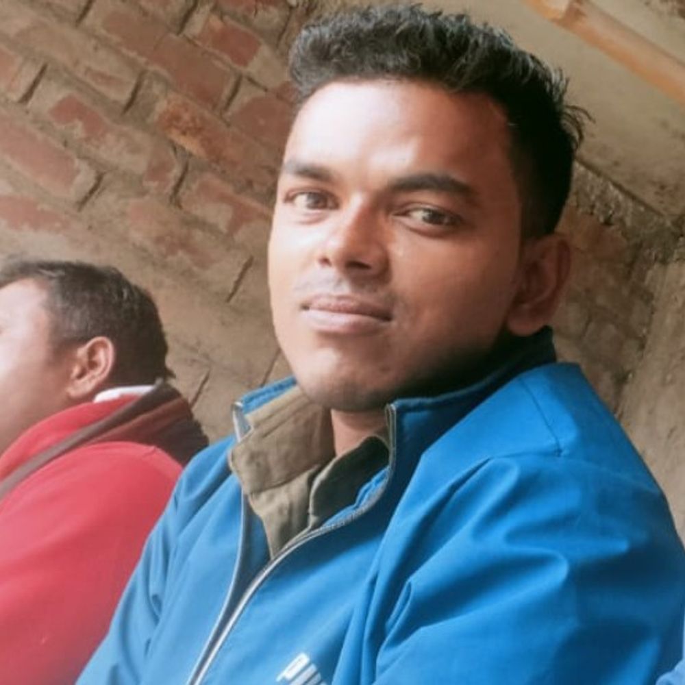 सहरसा में ट्रक ने बाइक सवार को कुचला, मौत:आधे घंटे तक सड़क पर तड़पता रहा शख्स, इलाज न मिलने से गई जान