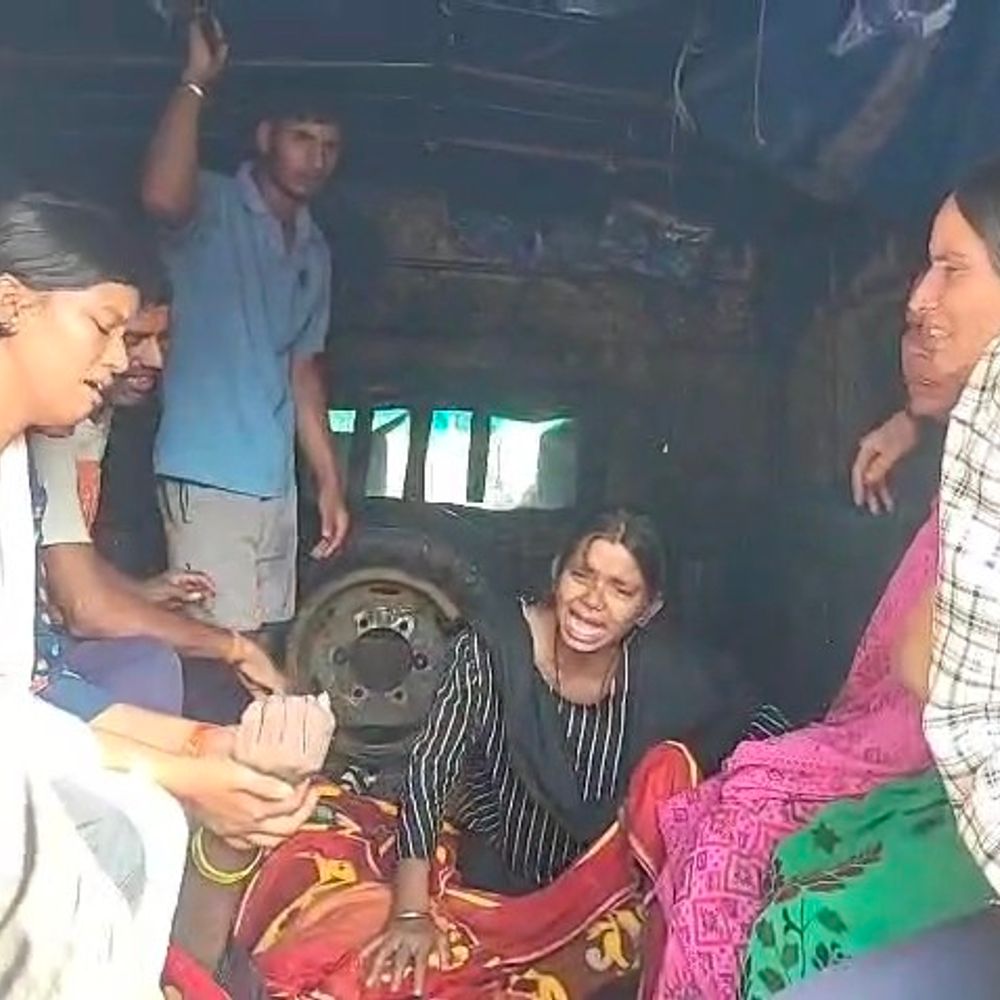 चतरा में कुएं से युवक का शव बरामद:परिजनों ने दोस्तों पर हत्या का आरोप लगाया, 6 महीने में परिवार में दूसरी मौत से मातम