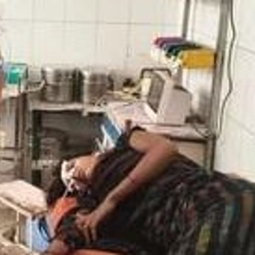 कीटनाशक निगलने वाली मासूम की मौत:घरेलू कलह के बीच मां ने दो बेटियों को खिलाया जहर, खुद भी निगला