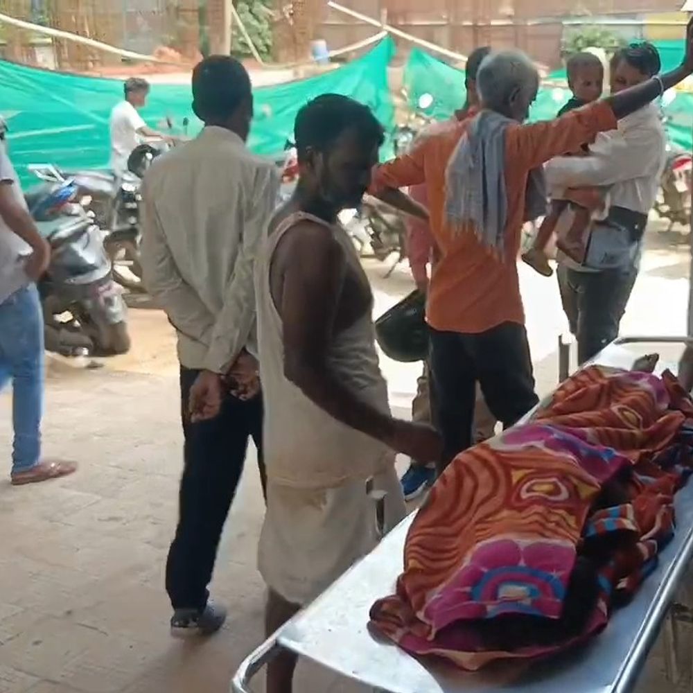 कैमूर में स्नेक बाइट से बच्ची की मौत:सोते समय डंसा, भभुआ अस्पताल ले जाते समय रास्ते में तोड़ा दम