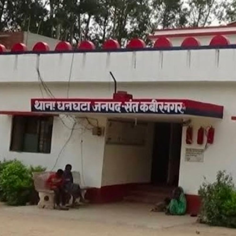 संतकबीरनगर की नाबालिग से गोरखपुर में दुष्कर्म:किराए के कमरे में दो महीने तक रखा, मां ने दर्ज कराया केस