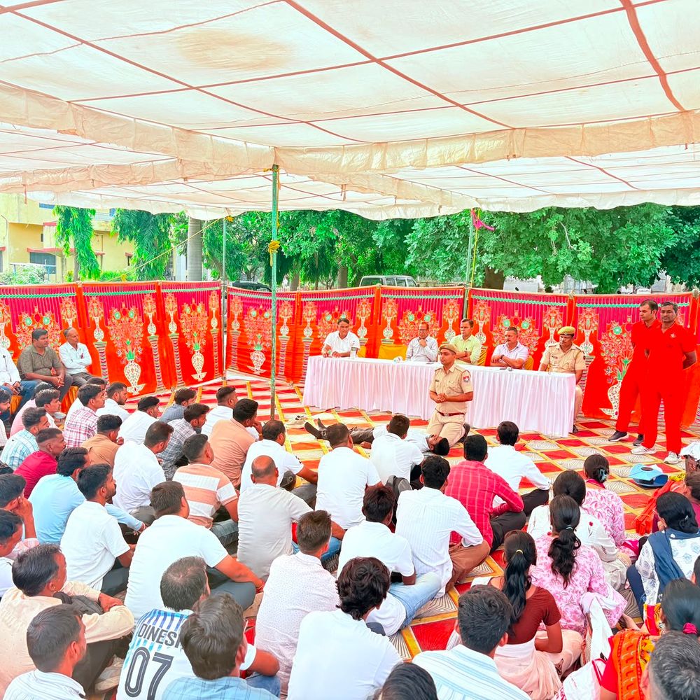 सलूंबर में नागरिक सुरक्षा स्वयंसेवकों की संपर्क परेड:दस्तावेज सत्यापन और दक्षता परीक्षण हुआ; स्वयंसेवकों के पहचान की जांच की