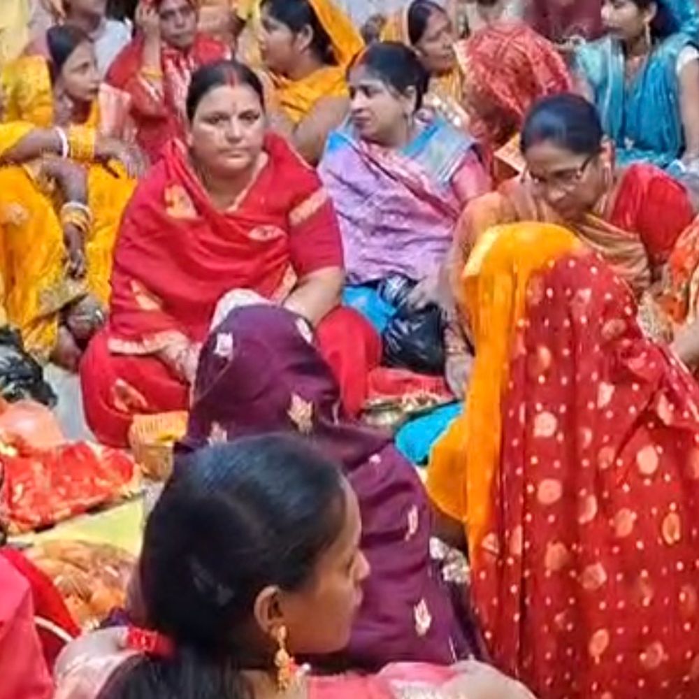 जगदीशपुर में चौथ माता का व्रत मनाया गया:महिलाओं ने पूजा-अर्चना कर व्रत कथा सुनी, सुख-शांति की कामना की